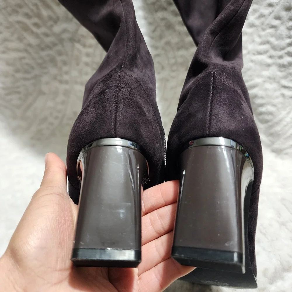 DKNY Salem Boots Dark Brown Chocolate Pointed Toe Knee High Heeled Sz 5.5M
